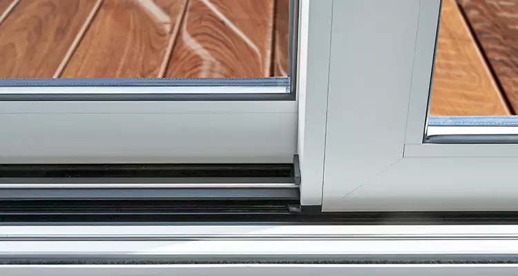 Patio Doors Leaking Water Issue Repair Services in South San Francisco, CA