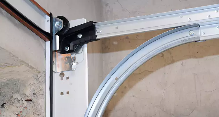 Maintain Liftmaster Garage Door Off Track in South San Francisco, CA